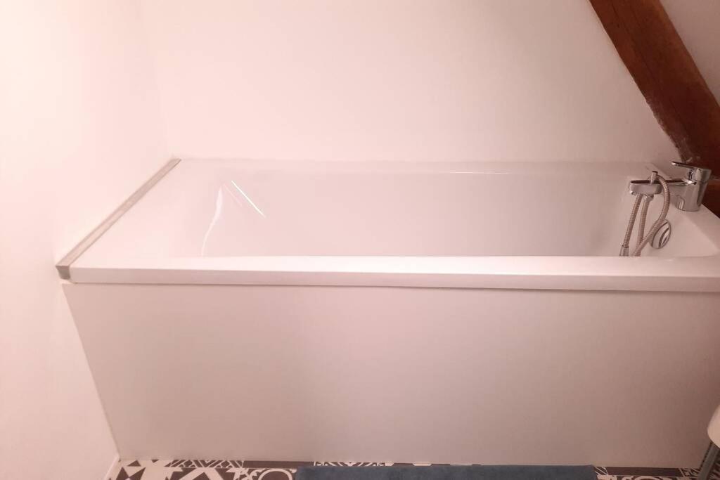 Apartament Loft De Charme A 150M De La Cathedrale Beauvais Zewnętrze zdjęcie