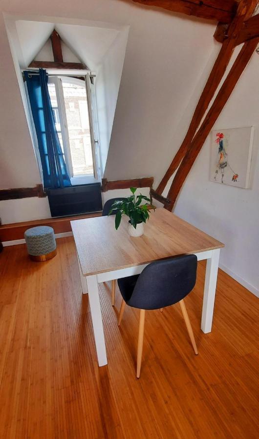 Apartament Loft De Charme A 150M De La Cathedrale Beauvais Zewnętrze zdjęcie